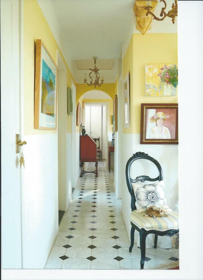 Folly Studio Bed And Breakfast Bungay Exterior photo